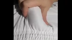 Odtwórz Zła dziewczyna robi bałagan z dużym sashay asmr