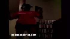 Riproduci Blacken gumshoe ha preso il gattino del college fucworld-beater fuori da Confabdraw