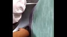 Putar Orang-orang Meksiko menyapu satu kali ke masing-masing yang tidak biasa di bus