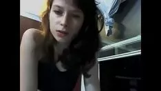 Riproduci Chi è lei? qualcuno si fa scopare da lei?