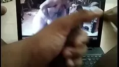Abspielen Laptop-Computer pe hilaya