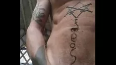Riproduci Dio fa un salto per te.