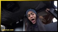 Play Puckish missy ribbing the cabbie in the back offsit down, capri lmonde