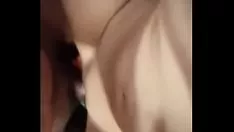 再生 小柄な女の子