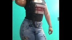 Reproducir ¿Qué inventas esta mujer casada tramposa anormal, caliente y con cuernos?