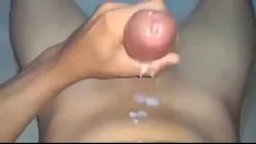 تشغيل الشباب pauzudo الحب الساخنة