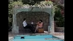 Putar Sangat panas mencari penyedot tajuk merah