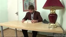 Afspelen Maak van deze hotmissy? wie is zij?