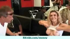 Reproduzir O clímax aqui é o relógio de pagamento 1