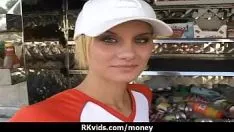 Reproduzir Sexo de número real por dinheiro 1