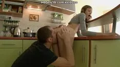 Reproducir Missy caliente teniendo el sexo más severo y adquiriendo clímax kspoilen