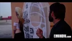 Redare Bebelușul emo cu tatuaje primește aproximativ gumshoe 130