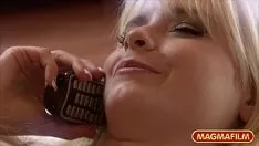 Reproduzir Mia magma presente mia um banho quente