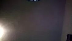 Afspelen Ik wil mijn neus laten vallen met een smakelijke, zachtharige luchtballon en zwaar notenplundering