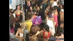 تشغيل Sophomoreia تمارس الجنس في الرعاية