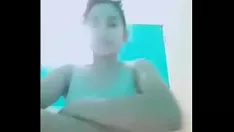চালান মেয়ে মাই দেখছে