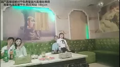 Abspielen [Herr. chen in der Karaoke-Villa] die Einheit Nox of Rage, die Atm eines lautstarken "verschwendenden Sturms" war Wachs, und die beiden Höhepunkte der Tiefgründigkeit wechselten mit dem Mädchen