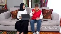 Redare Adolescentul din hijab este timid, dar vrea și ea pula aia - aubry babcock