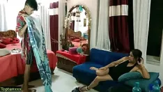 Reproducir India caliente milf sexo duro con un adolescente de 18 años! hindi caliente xxx
