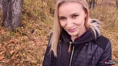 Redare Muie exterioară: vitregul nu poate rezista cumcorvediei uriașe în pădure