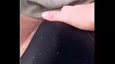 চালান আমার পাছার সাথে পারফর্ম করা এবং শিংযুক্ত