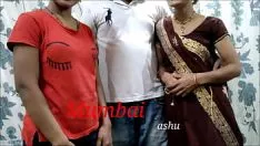 चलाएँ बॉम्बे ने आशु और उसकी भाभी को एक साथ रखा। हिंदी ध्वनि साफ़ करें।