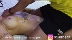 Riproduci Jetting Knead #4 Milf, tatuata, bollente, inarticolata calda
